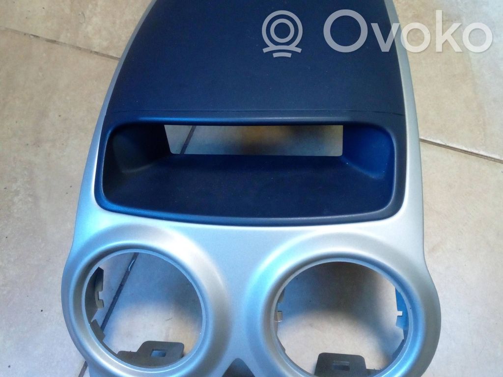 Opel Corsa D Panelės apdailos skydas (centrinis) 
