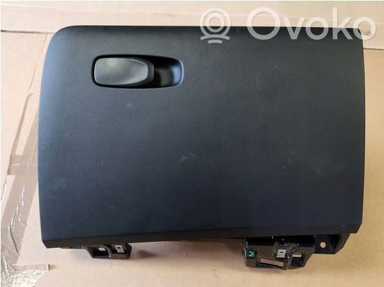 Volvo S60 Daiktadėžė 