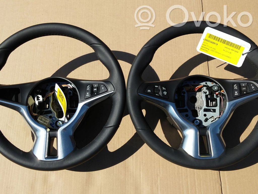 Opel Adam Ohjauspyörä 