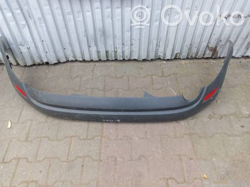 Volkswagen Bora Zderzak przedni 