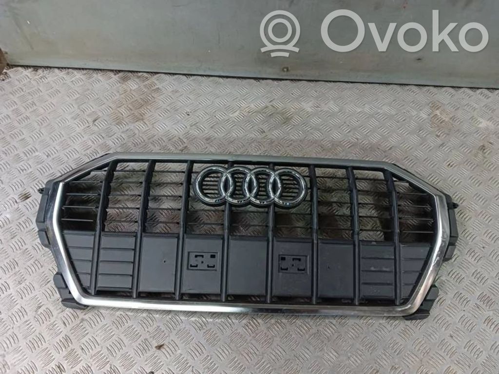 Audi Q3 F3 Etusäleikkö 