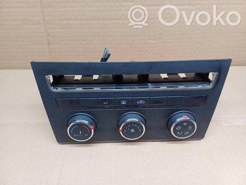 Seat Leon (5F) Climate control unit 
