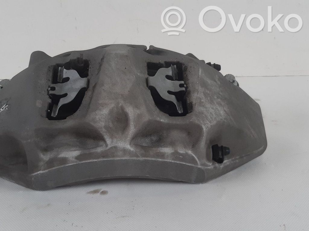 Audi Q8 Zacisk hamulcowy przedni 