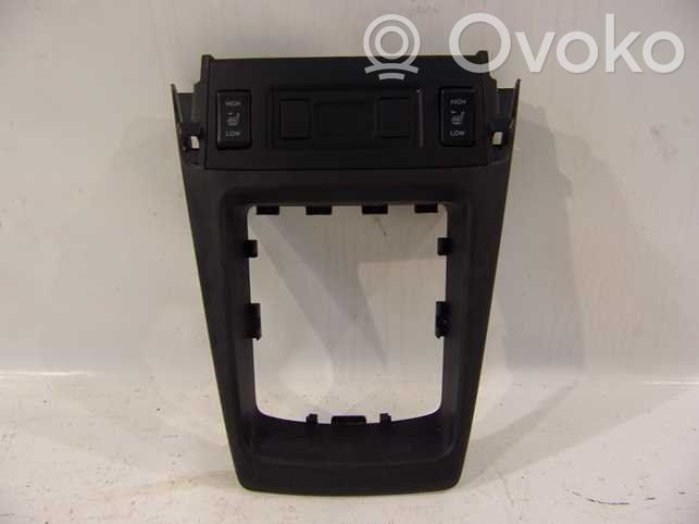 Subaru Forester SJ Sygnalizator zmiany biegów 