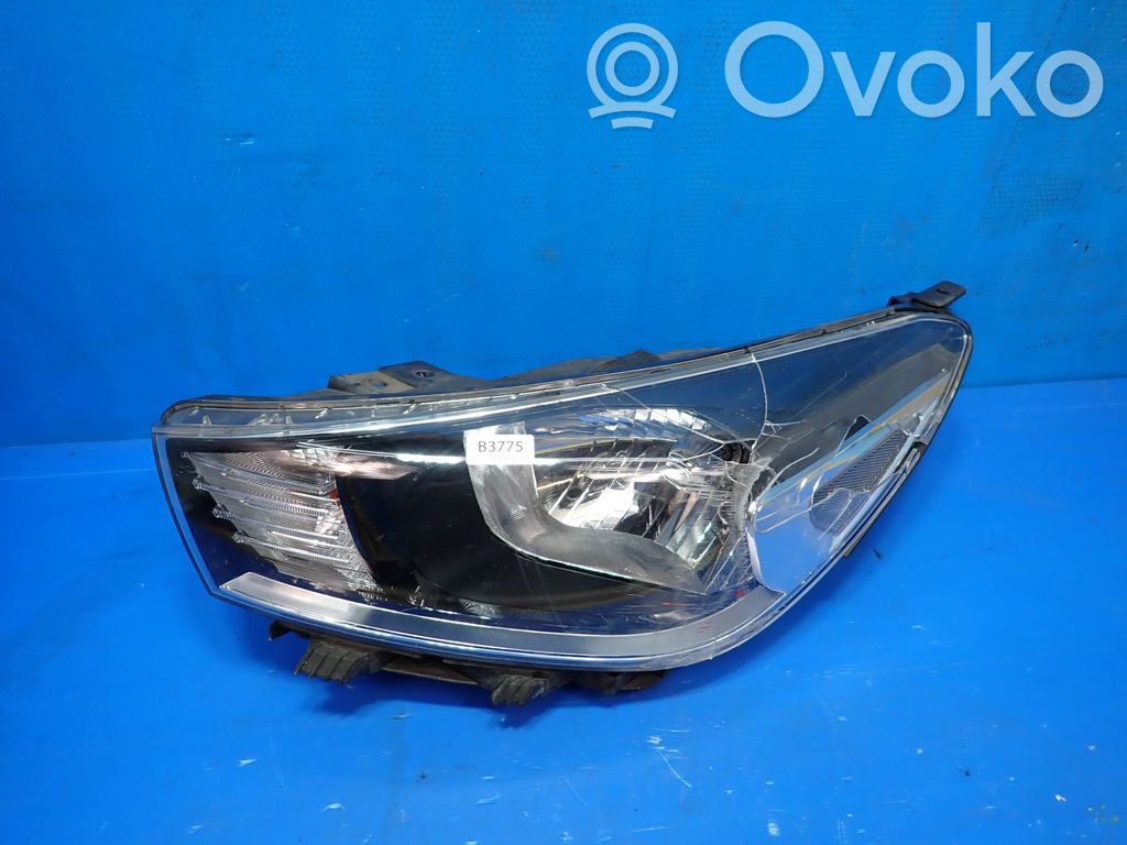 KIA Rio Headlight/headlamp 