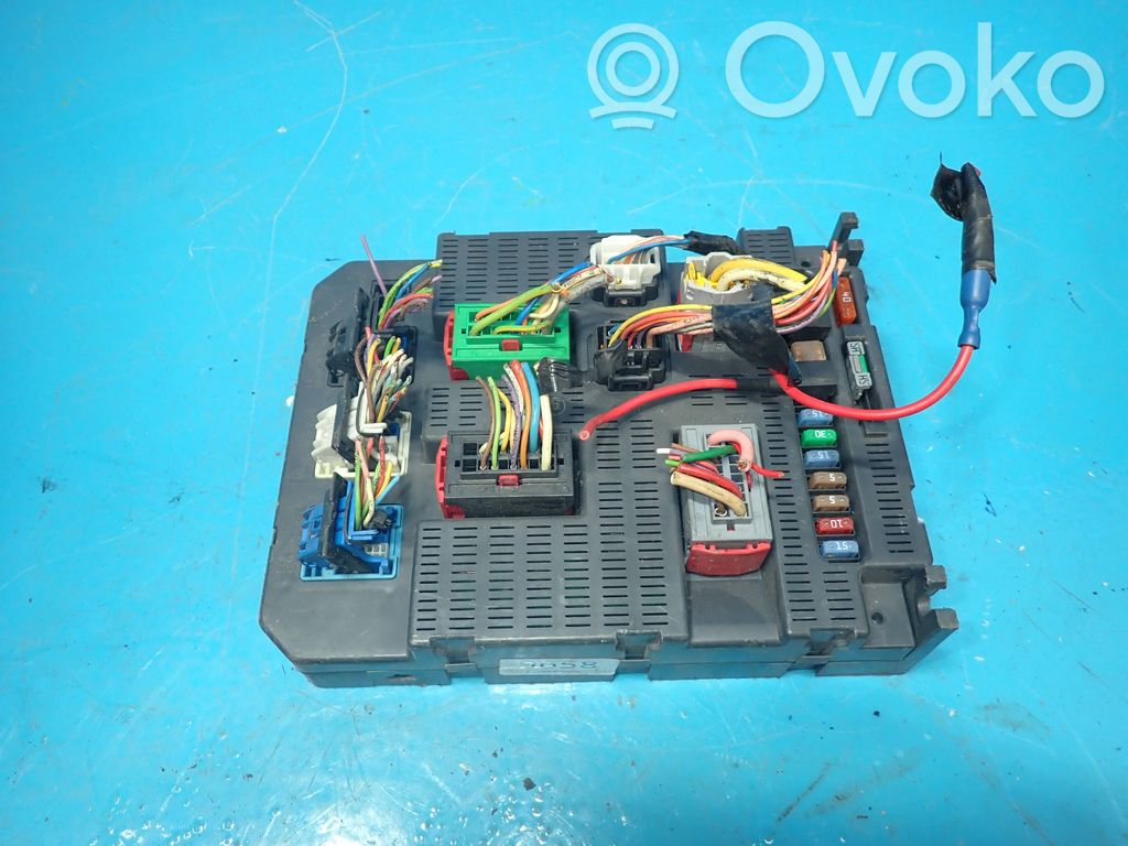 Peugeot 207 Comfort/convenience module 