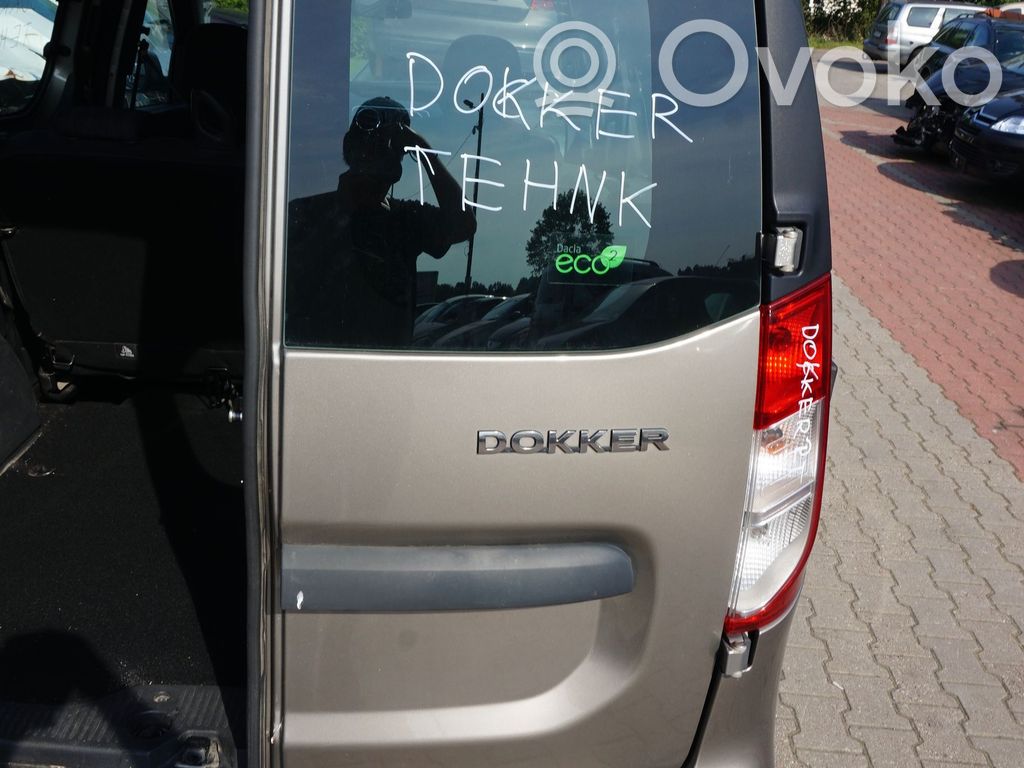 Dacia Dokker Puerta del maletero/compartimento de carga 