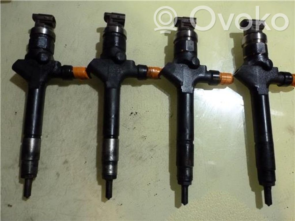 Fuel injector