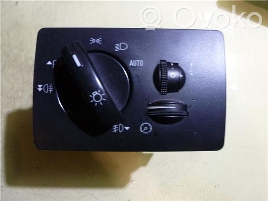 Interruptor de luz   3M5T13A024CB