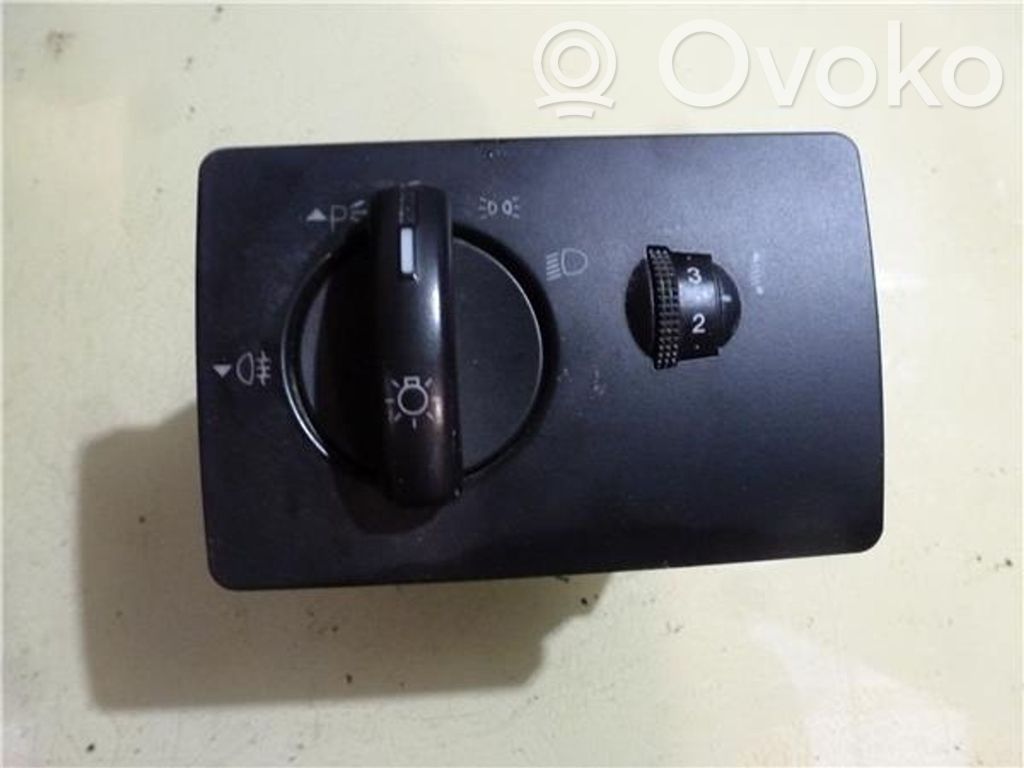 Interruptor de luz   4M5T13A024EA