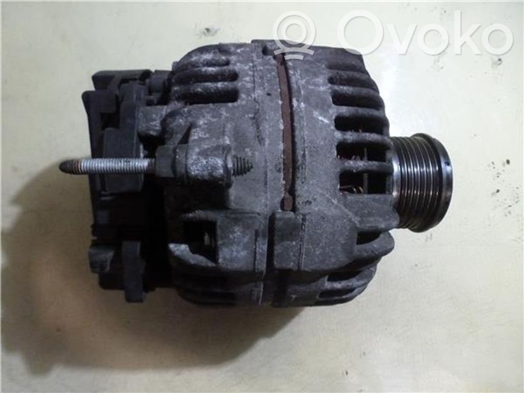 Renault Clio III Ģenerators 