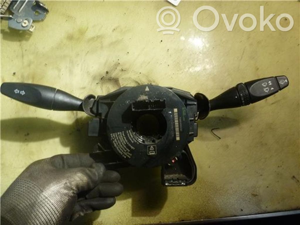 Interruptor de control multifunción   6S6T14A664AA
