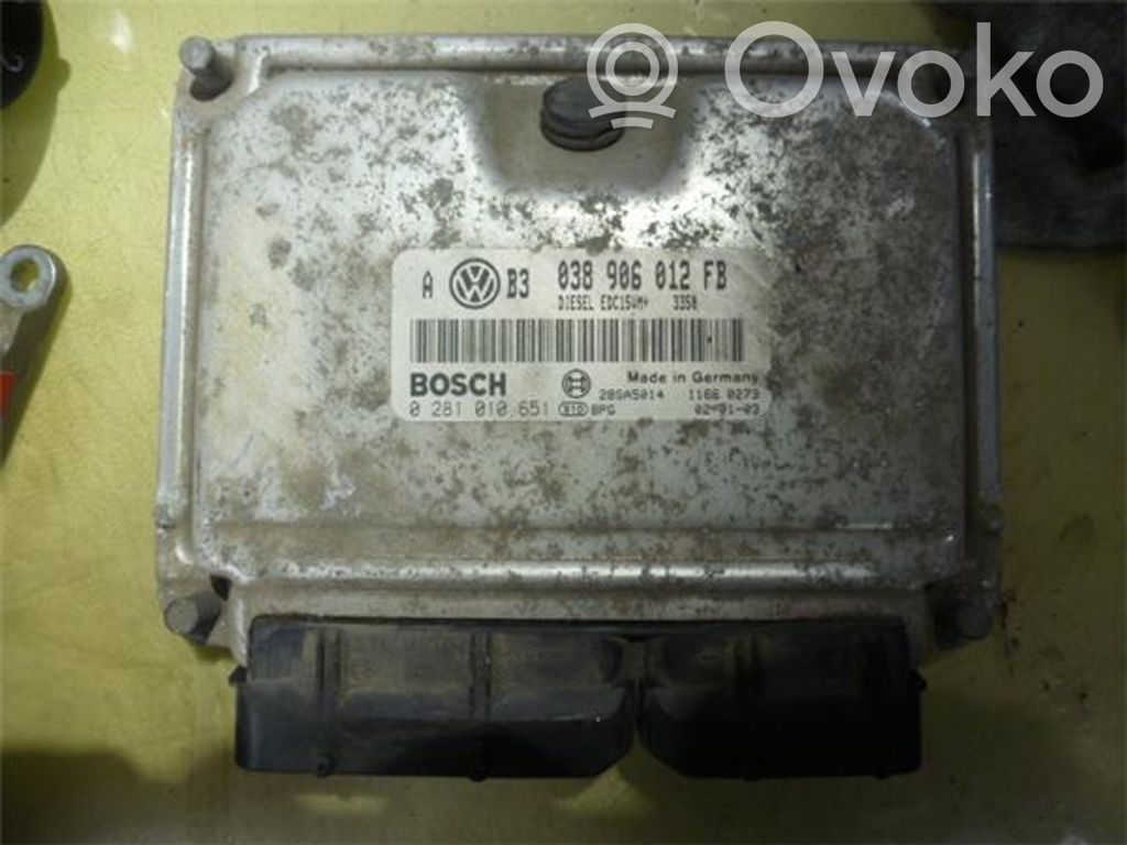 Volkswagen Golf V Unidad de control/módulo ECU del motor 