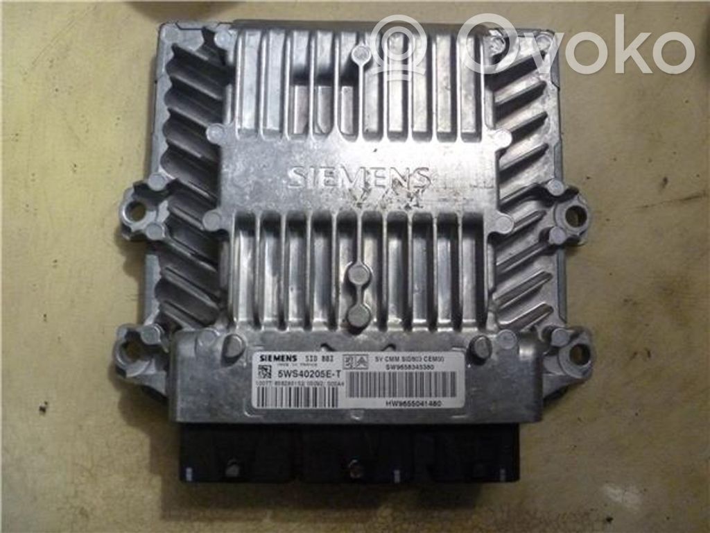 Komputer / Sterownik ECU silnika   SID8035WS40205ET,9658345380
