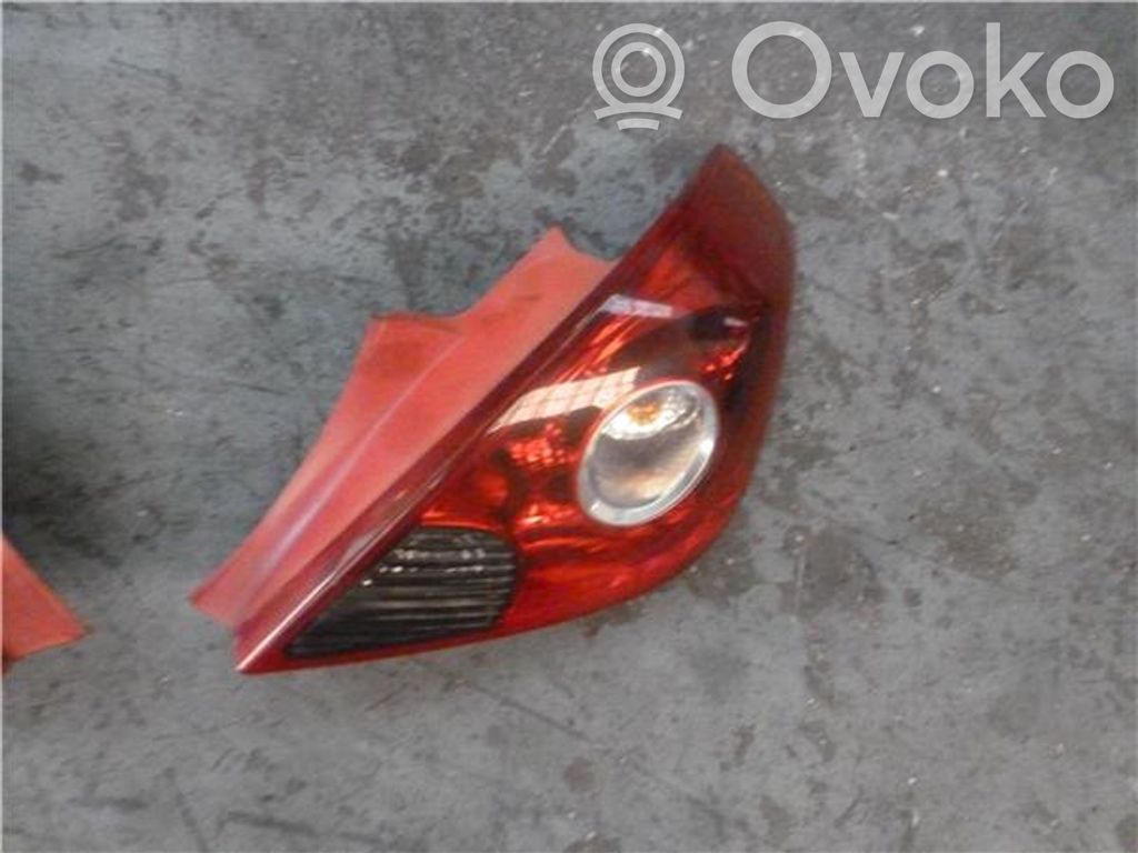Opel Corsa D Takavalon polttimo 