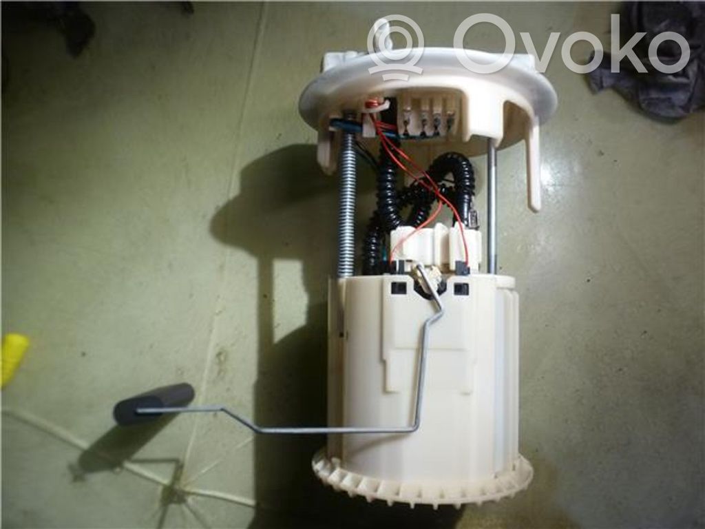 Citroen C2 Bomba interna de combustible 