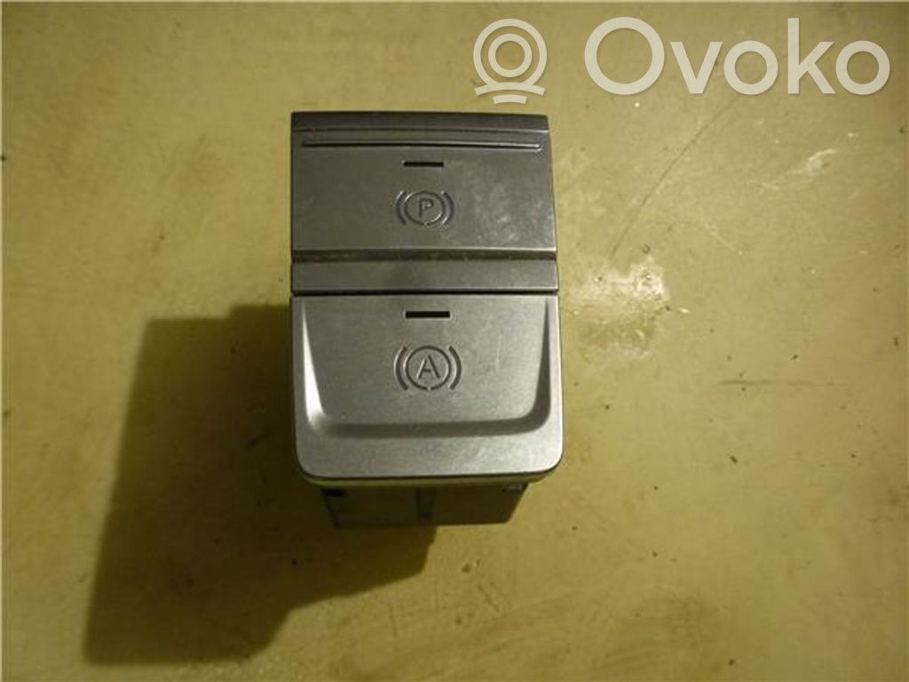 Module de commande de frein à main   4K0927225B