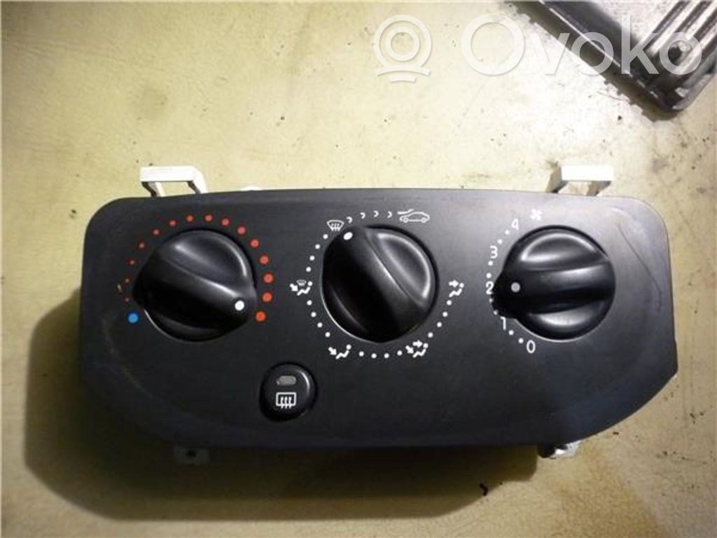Renault Clio II Air conditioning (A/C) switch 