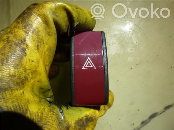 Opel Corsa C Hazard light switch 