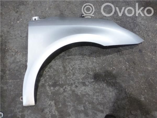 Citroen C4 I Front arch 
