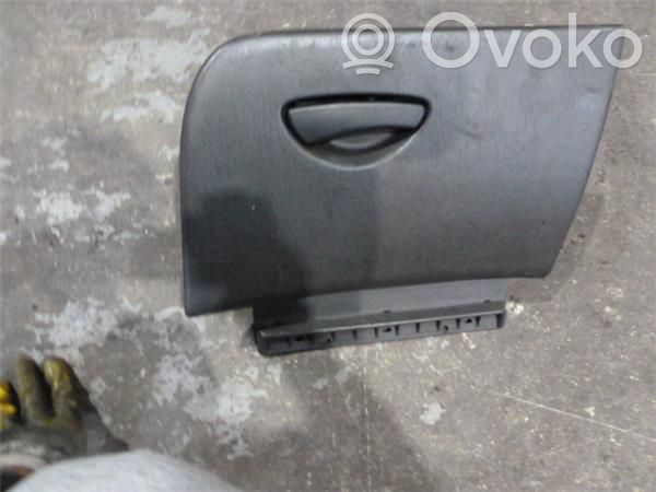Ford Focus Mantu nodalījums 