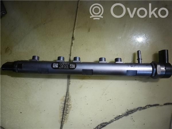 BMW 5 F10 F11 Rampa inyectora 