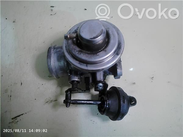 Audi A4 S4 B5 8D EGR vožtuvas 