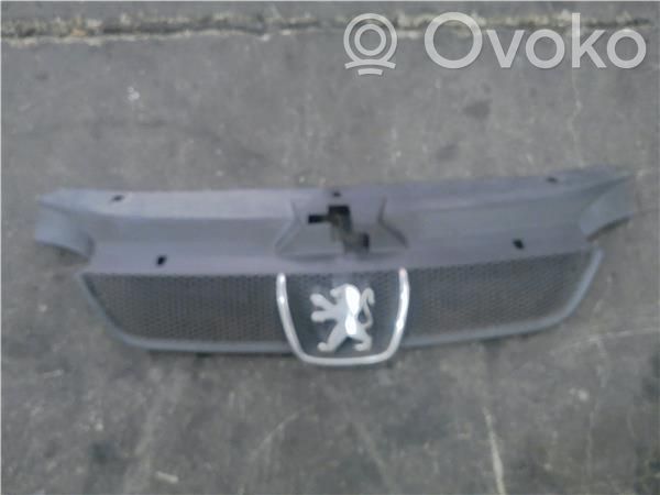 Peugeot 406 Dzinēja pārsegs (dekoratīva apdare) 