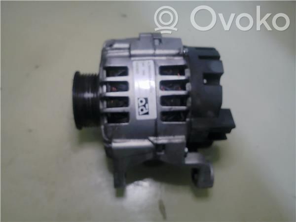 Audi A4 S4 B5 8D Generator/alternator 