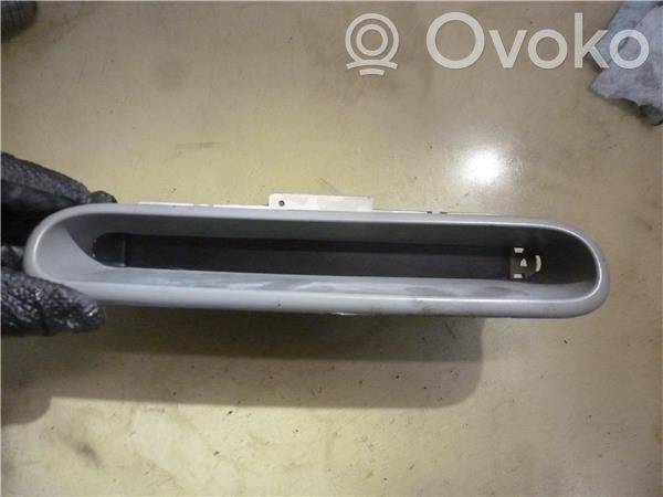 GPS navigation control unit/module   7700421764H