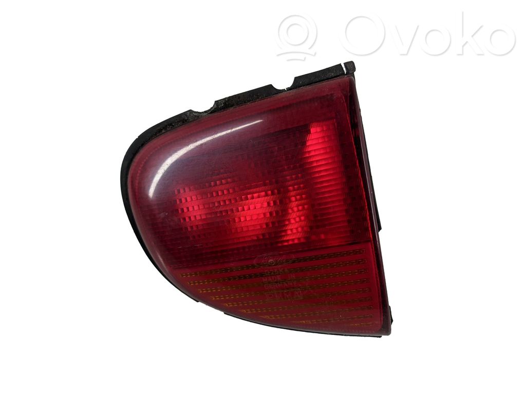 Ford Escort Tailgate rear/tail lights 