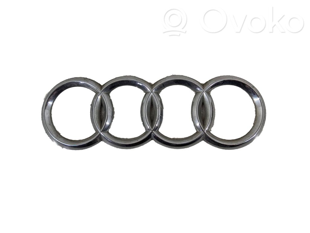 Insignia/letras de modelo de fabricante   4E0853742