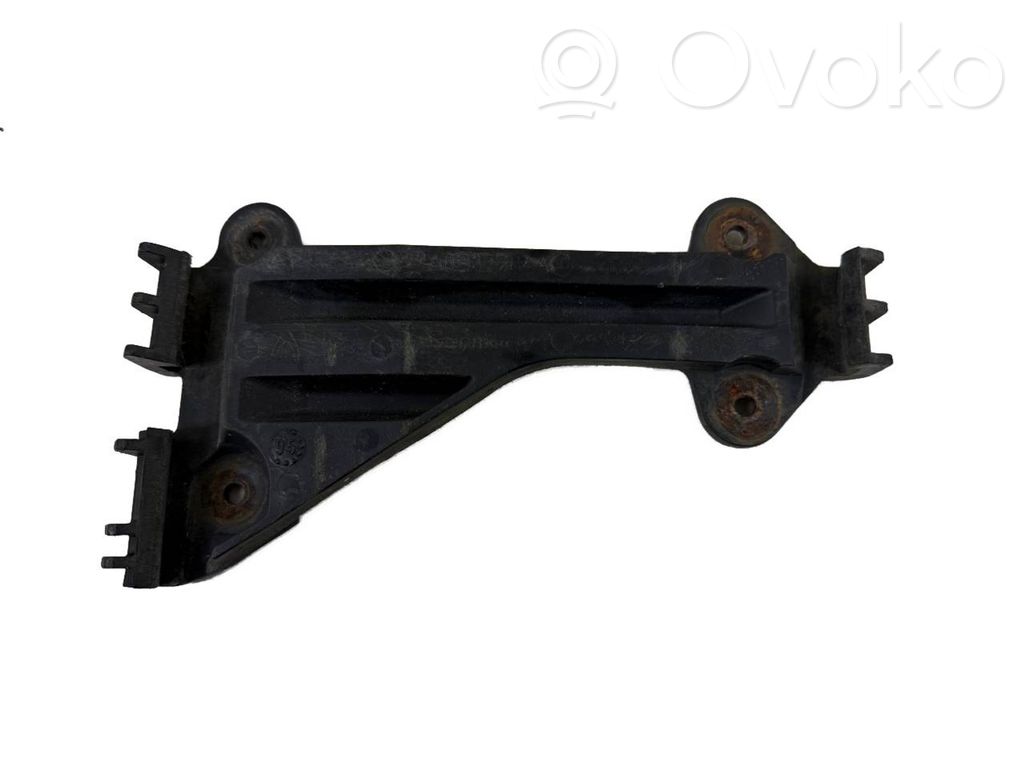 Front bumper mounting bracket   4A0807284A