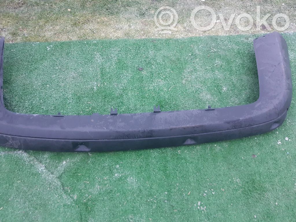 Citroen C5 Takapuskurin alaosan lista 