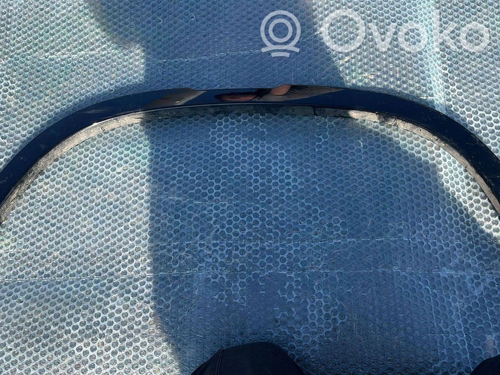 Land Rover Defender Priekinės arkos apdaila 