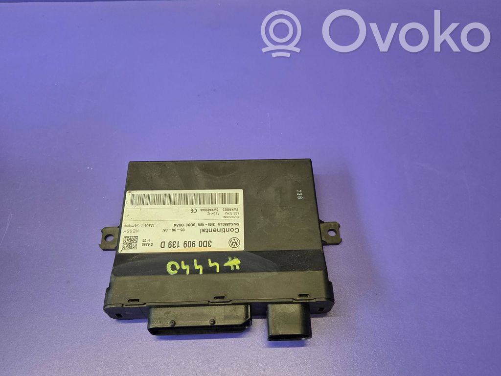 Volkswagen Touareg I Keyless (KESSY) go control unit/module 