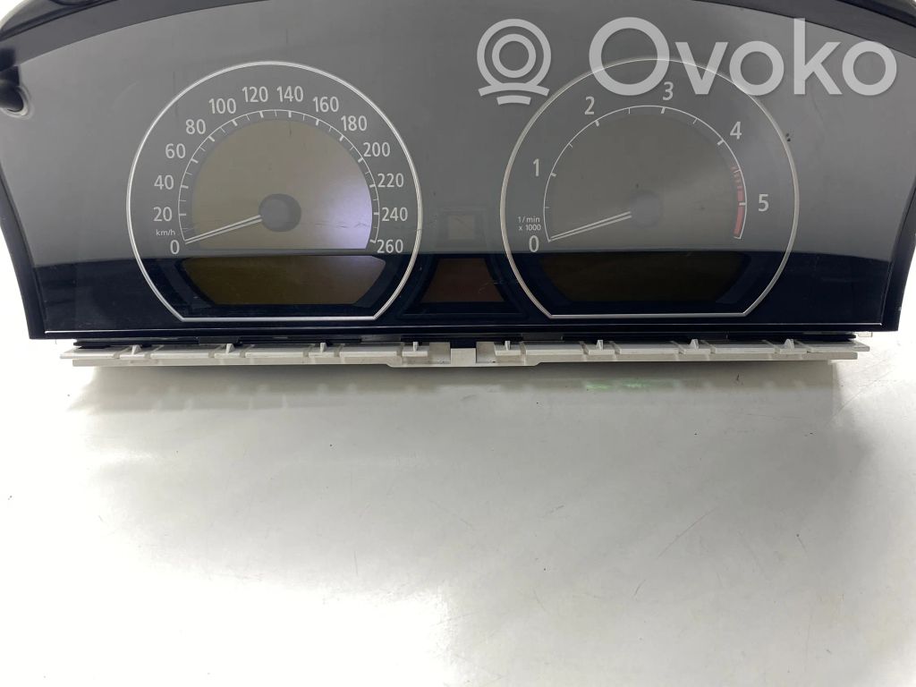BMW 7 E65 E66 Nopeusmittari (mittaristo) 