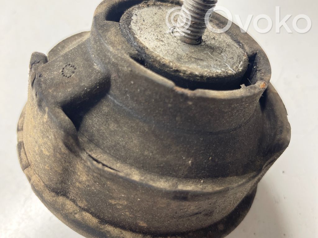 BMW 3 E46 Engine mount bracket 