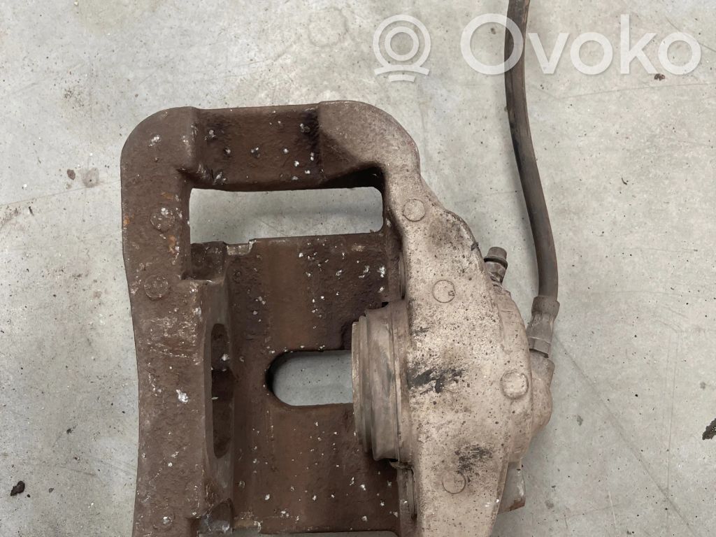 Front brake caliper   1029