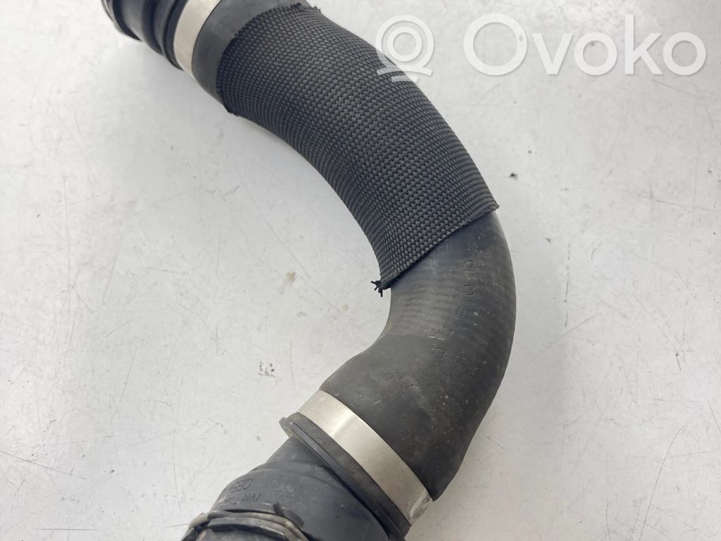 Engine coolant pipe/hose