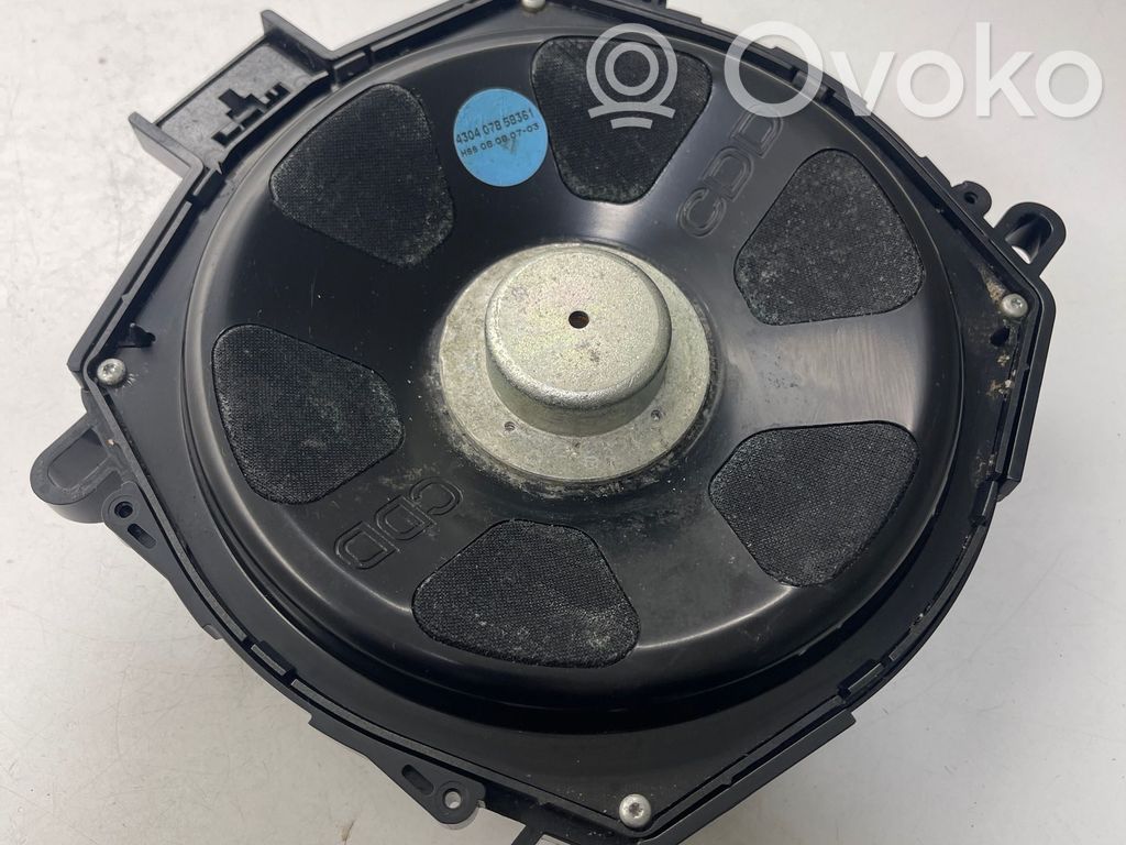 BMW X5 E70 Subwoofer 