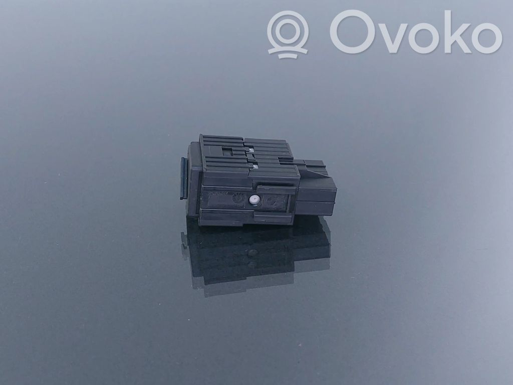 BMW X1 E84 Other relay 