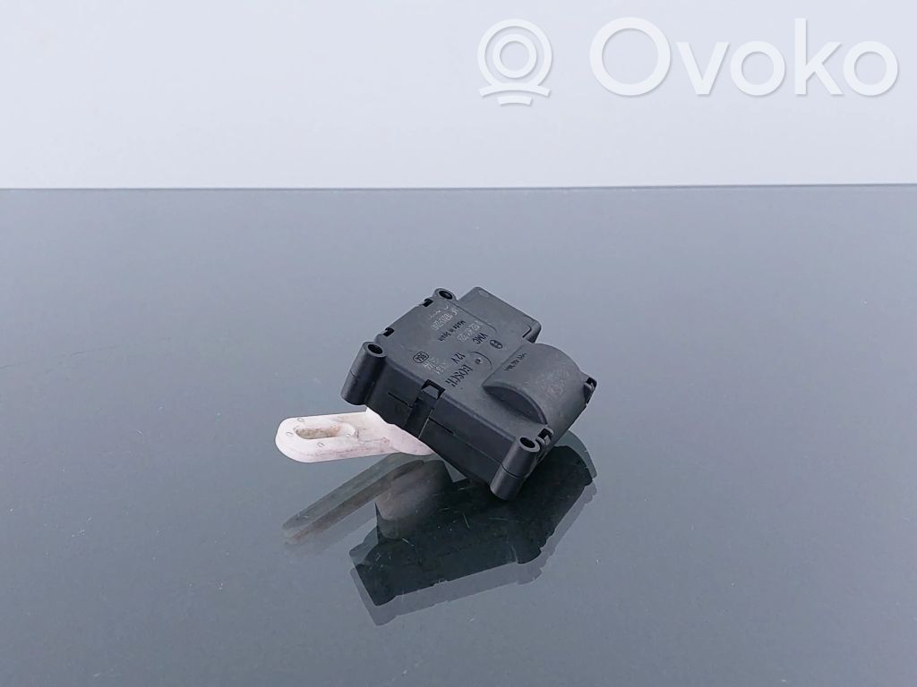 Audi A8 S8 D3 4E Moteur / actionneur de volet de climatisation 