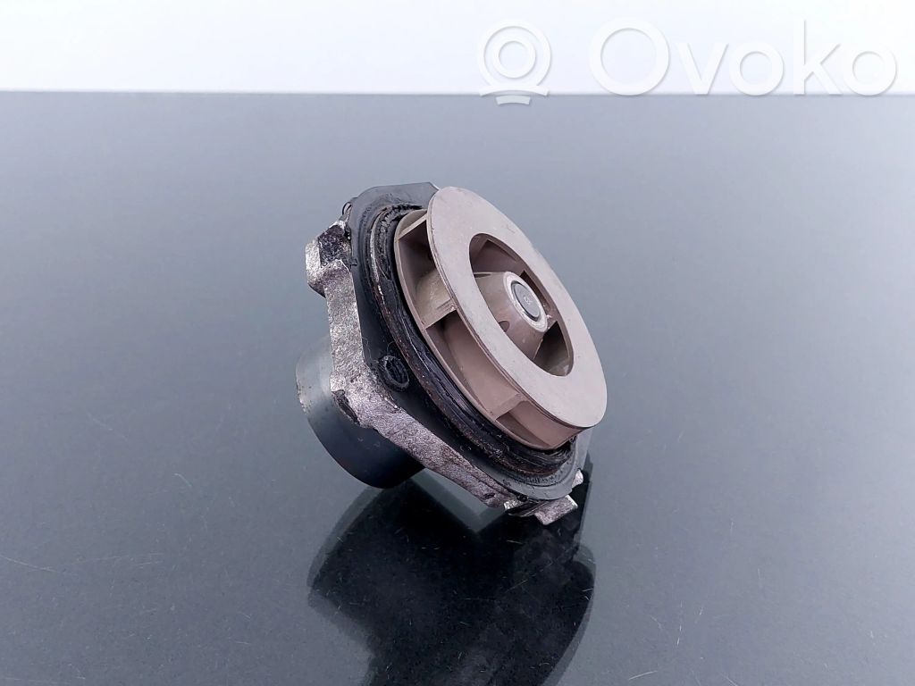 Audi A6 S6 C5 4B Pompa wody 