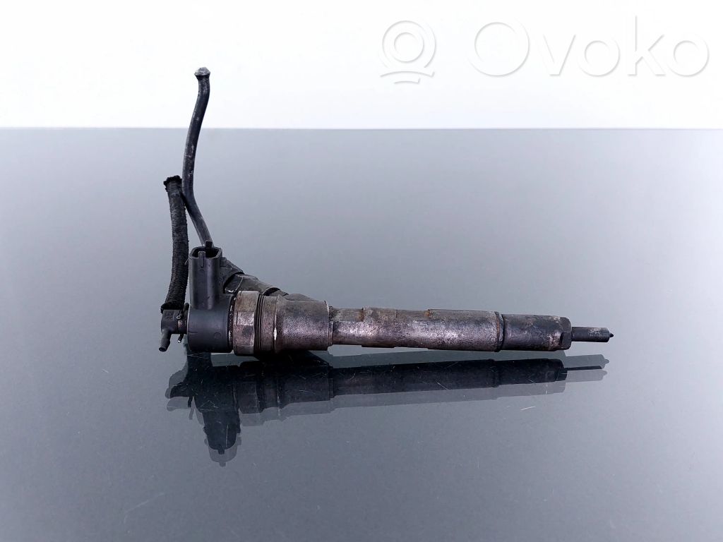 Inyector de combustible   0445110