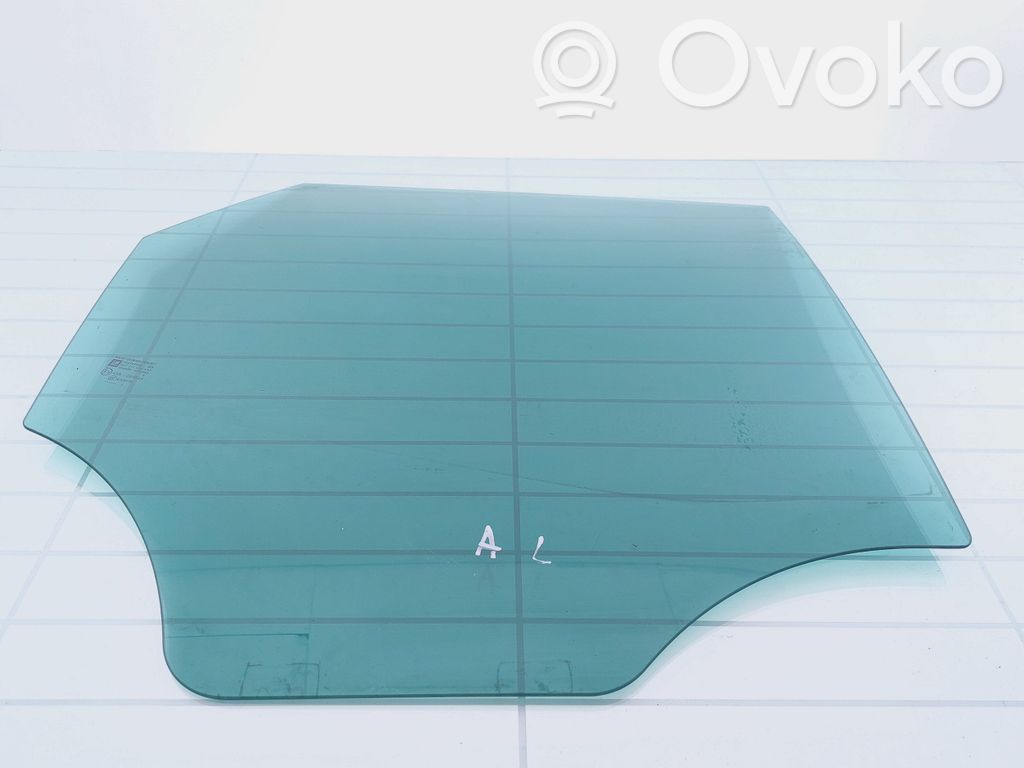 Opel Meriva B Rear door window glass 