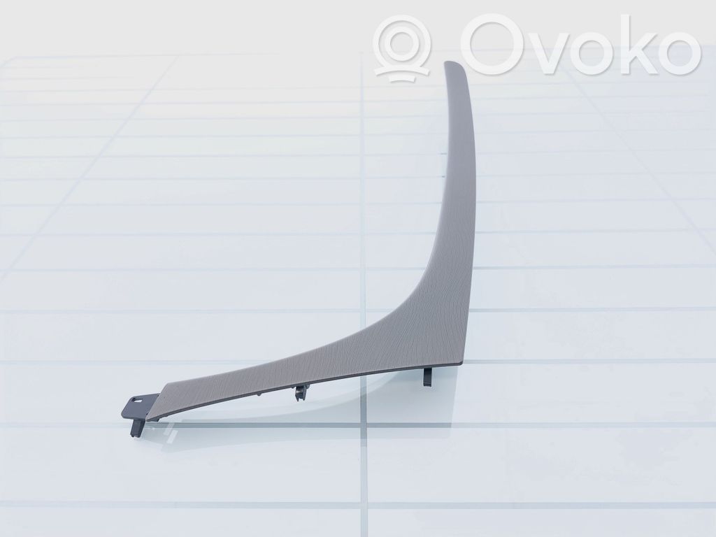 Panel trim   13221846,354102