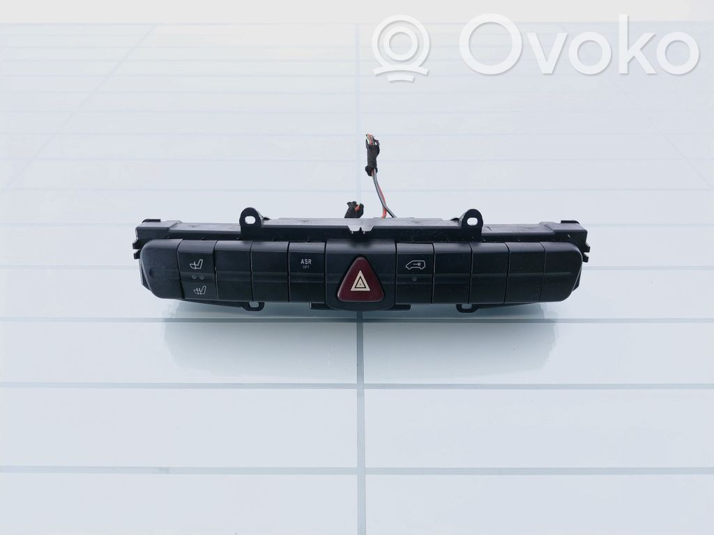 Mercedes-Benz Sprinter W906 Botón interruptor de luz de peligro 