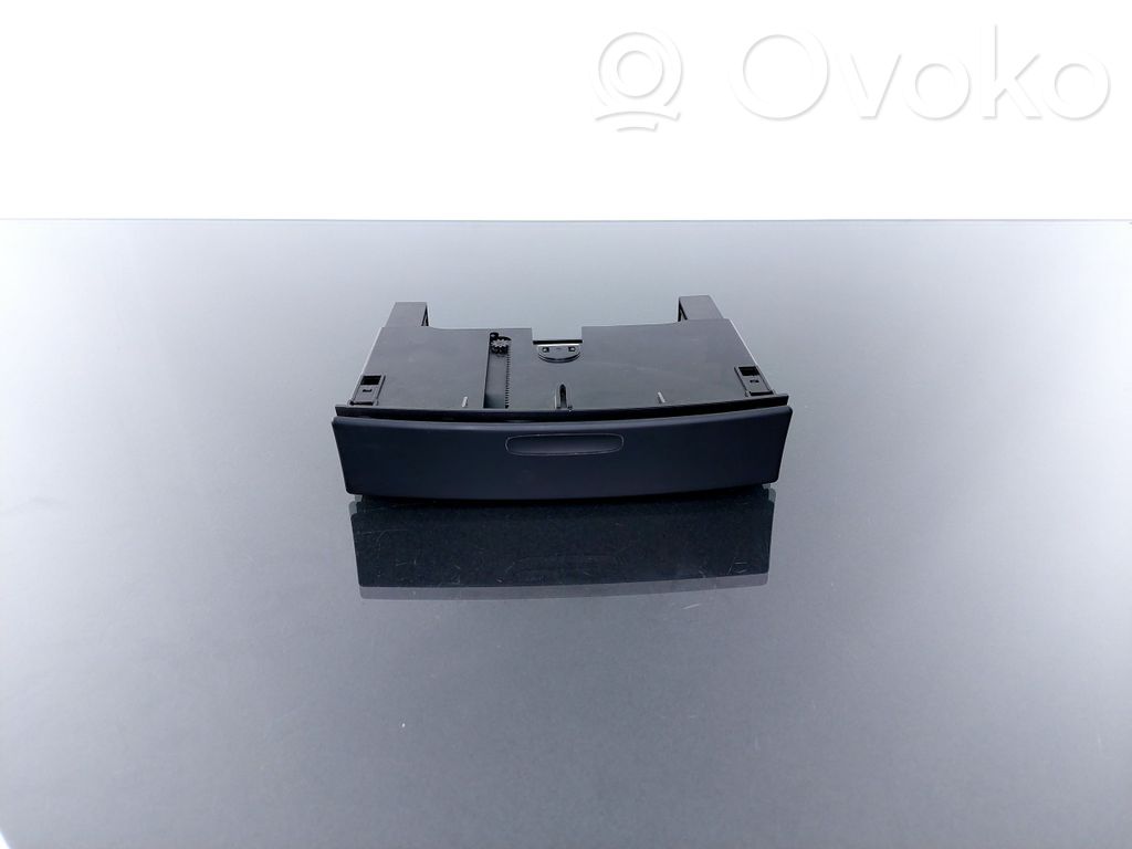 Porsche Cayenne (9PA) Cup holder front 