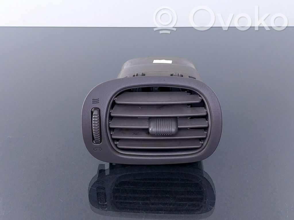 Chrysler Voyager Centrālais gaisa ventilācijas režģis 